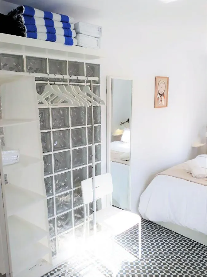 Marbella Center Apartment 0*,